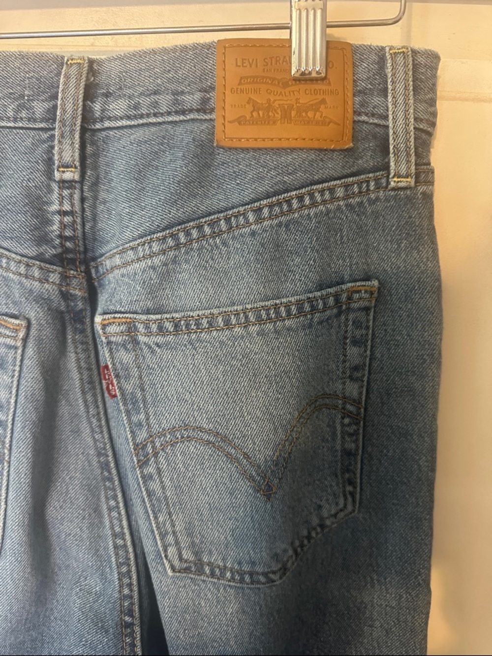 LEVI’S Premium Ribcage Wide Leg Jeans - Picture 14 of 16